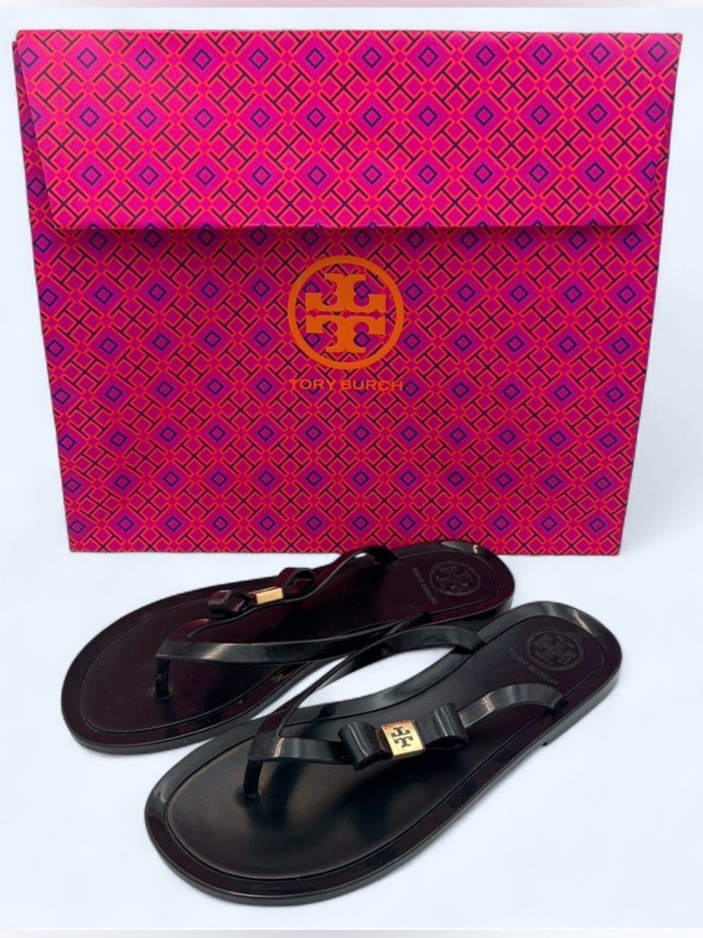 Tory Burch Jelly Bow Flip Flop Sandals Black Gold Logo Womens 6 Unworn Y2K